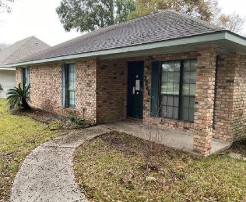 2nd Chance Foreclosure - Reported Vacant, 7246 Woodlett Dr, Baton Rouge, LA 70818