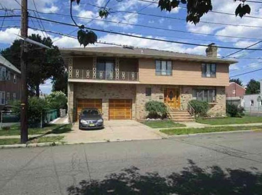 66 Carteret Ave Carteret NJ Auction Property For Sale Xome Com   P11418Y 