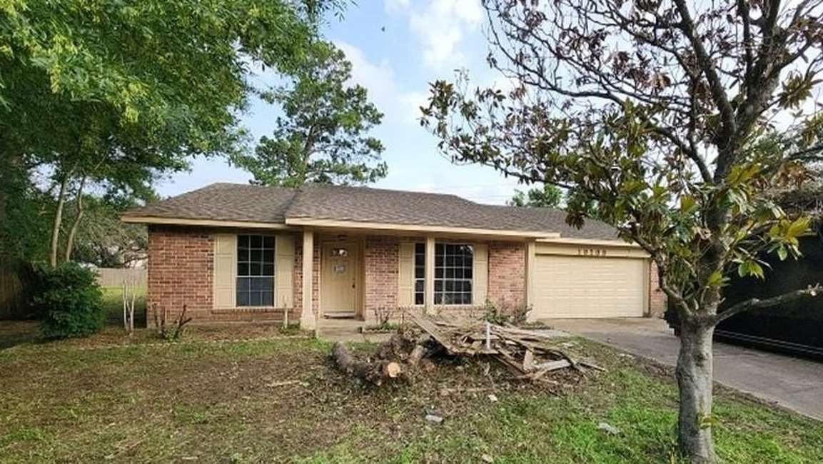 2nd Chance Foreclosure - Reported Vacant, 10109 Fernstone Lane, Houston, TX 77070